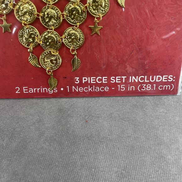 NWT Pirate Adult Costume Lot Red Blouse Mini Tricorn Hat Eye Patch Jewelry Set - Picture 7 of 12